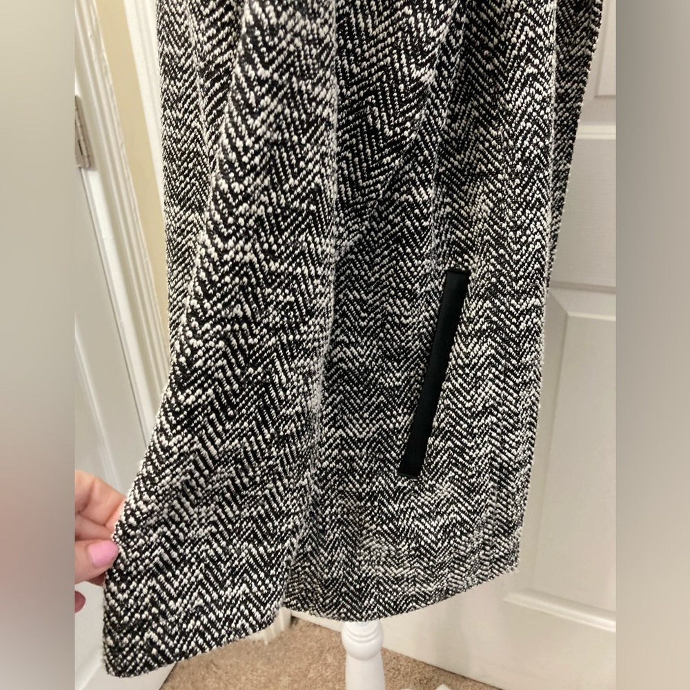 NWT Karen Kane Black and White Knit Cardigan - Picture 8 of 13